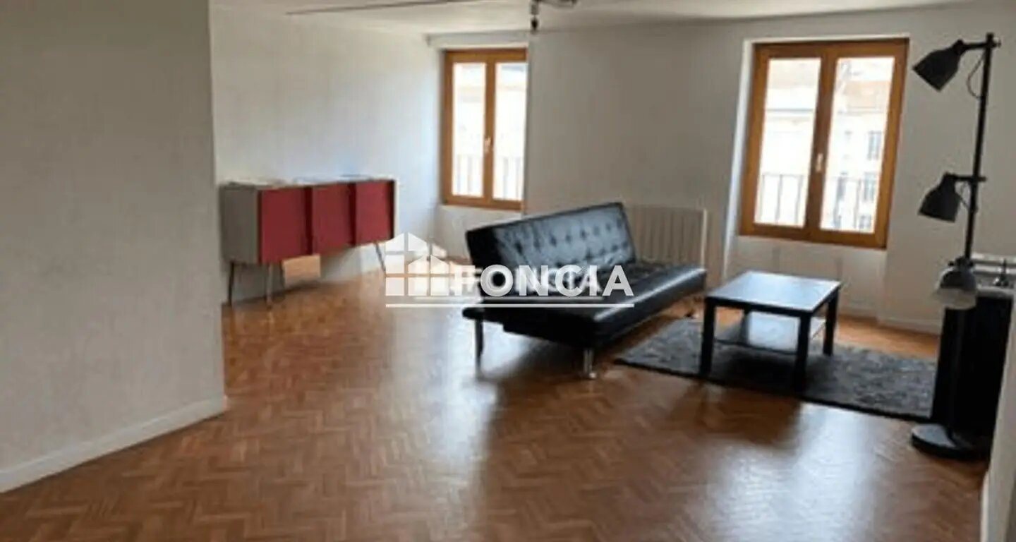 Appartement à louer, 51m², Saint-Étienne