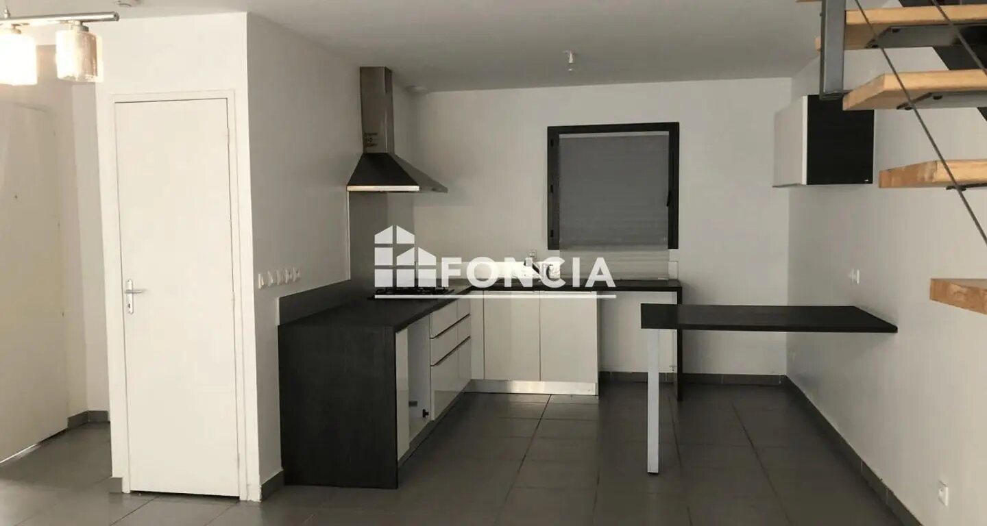 Maison à louer, 102m², Saint-Etienne