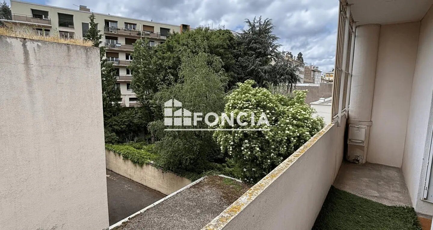 Appartement à louer, 46m², Saint-Étienne