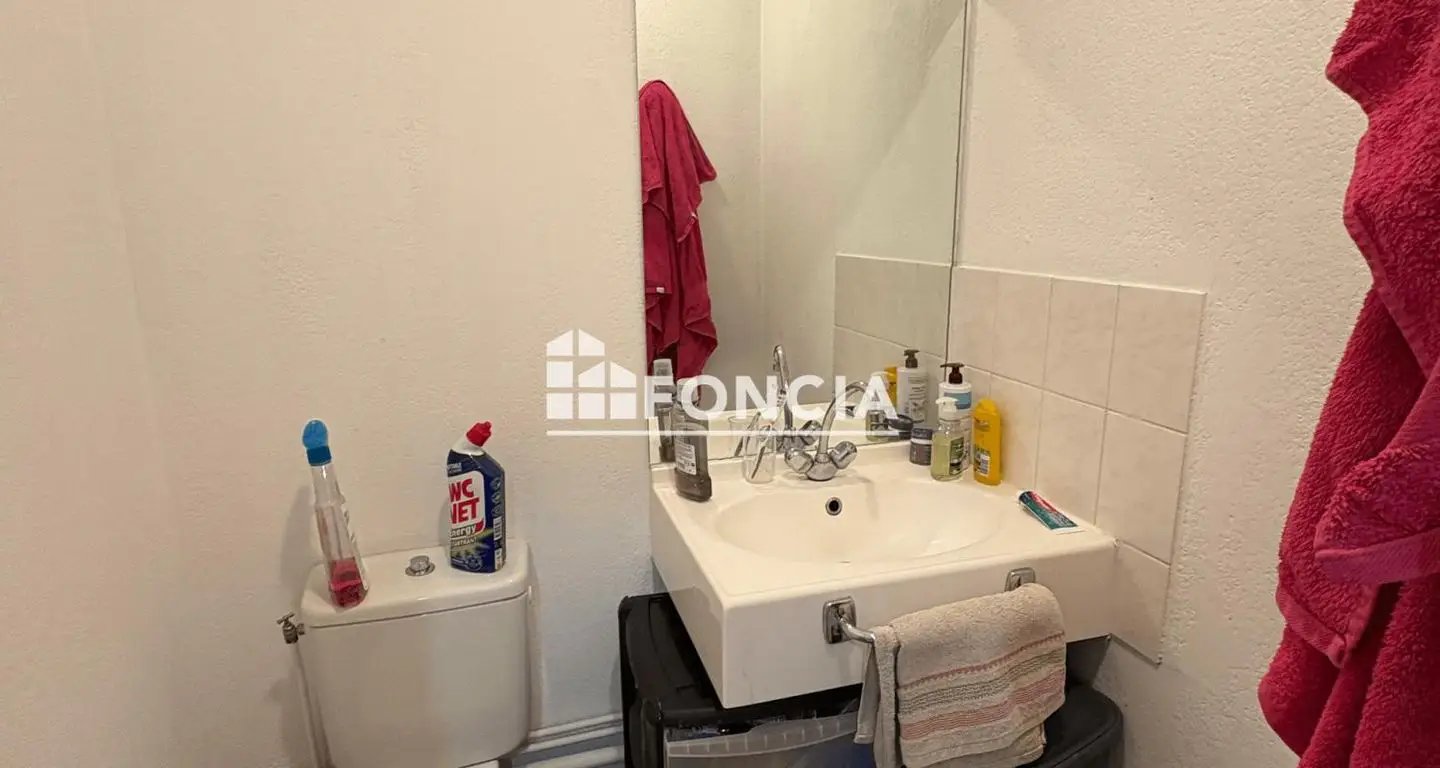 Appartement à louer, 18m², Saint-Étienne