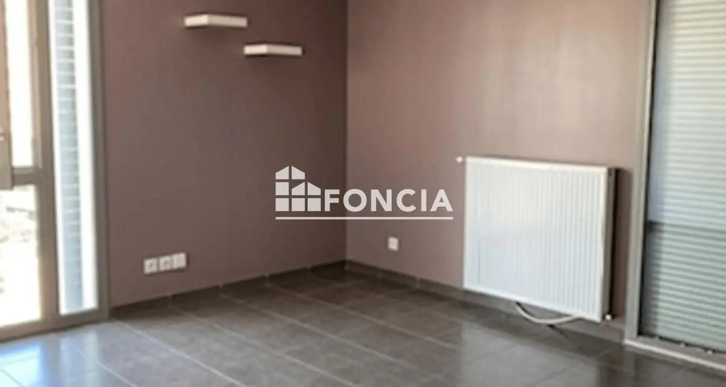 Appartement à louer, 46m², Saint-Etienne