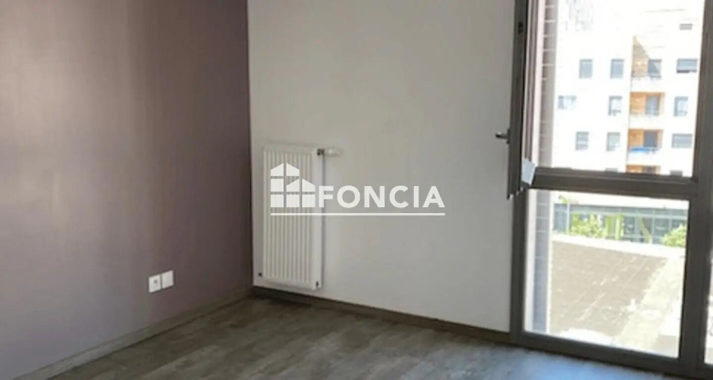 Appartement à louer, 46m², Saint-Etienne