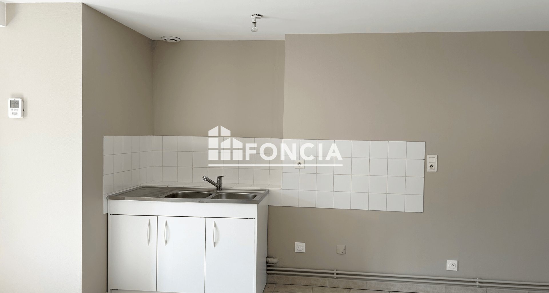 Appartement à louer, 87m², Saint-André-sur-Vieux-Jonc