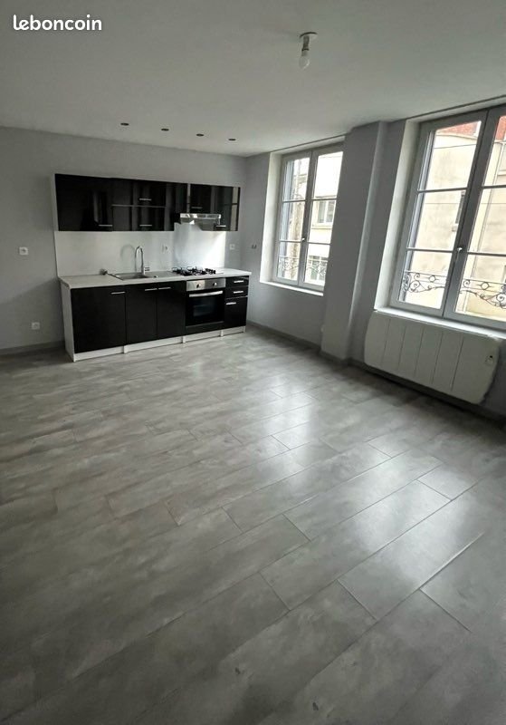 Appartement à louer, 92m², Vouziers