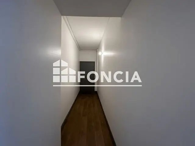 Appartement à louer, 88m², Sedan