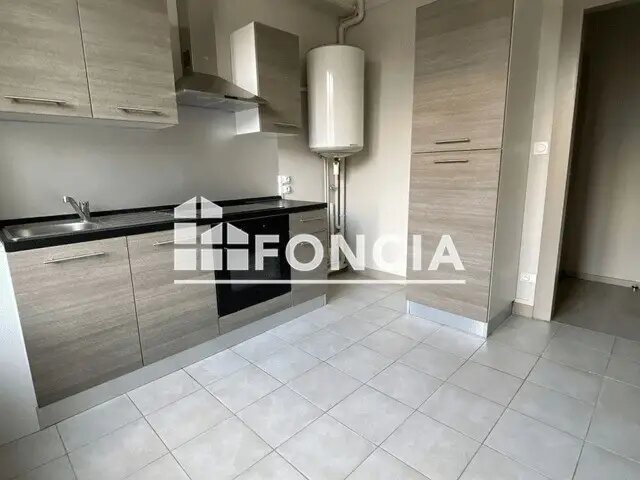 Appartement à louer, 43m², Charleville-Mézières