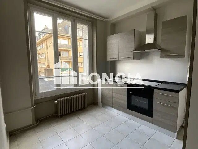 Appartement à louer, 43m², Charleville-Mézières