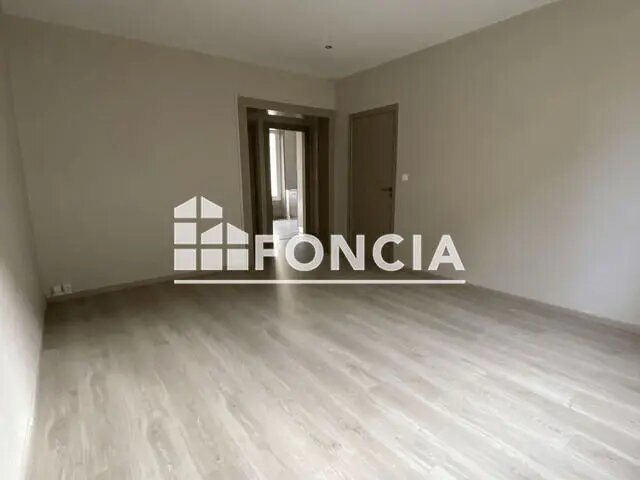 Appartement à louer, 43m², Charleville-Mézières