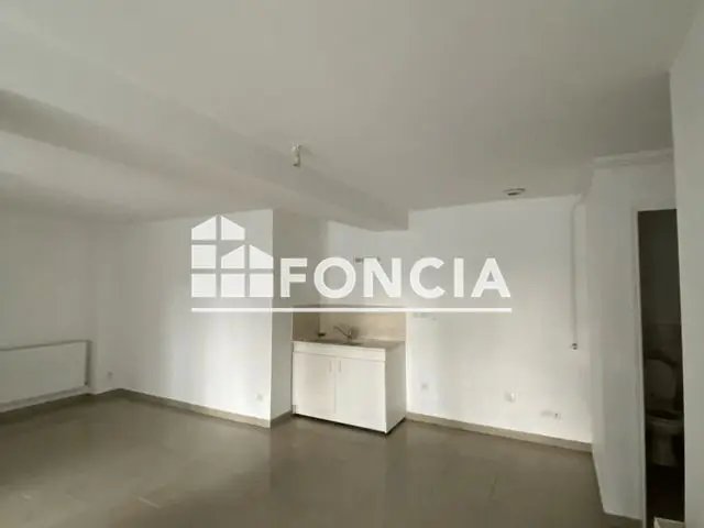 Appartement à louer, 61m², Vrigne aux Bois