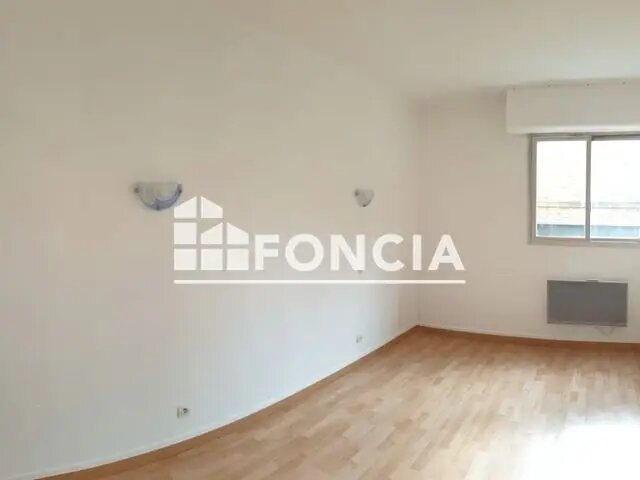 Appartement à louer, 57m², Charleville-Mézières