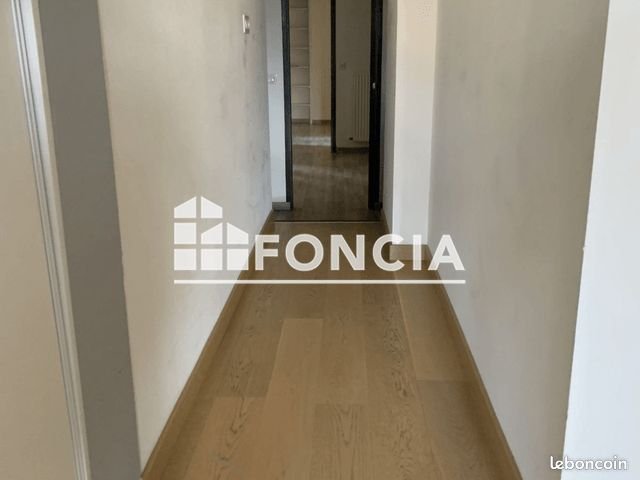 Appartement à louer, 79m², Charleville-Mézières