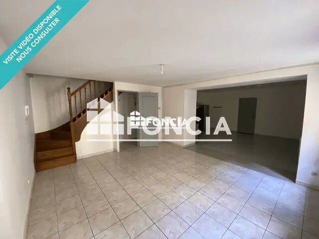Appartement à louer, 91m², Charleville-Mézières