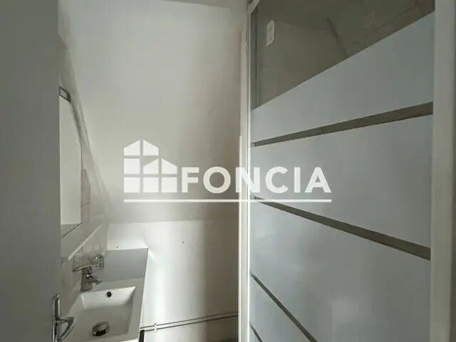 Appartement à louer, 21m², Charleville-Mézières