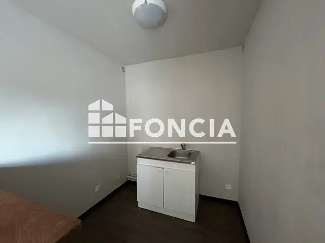 Appartement à louer, 23m², Charleville-Mézières