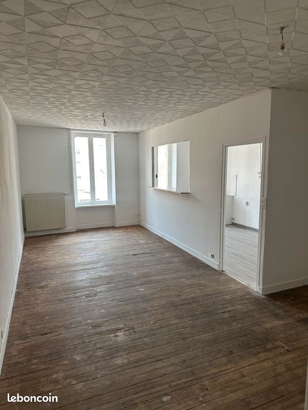 Appartement à louer, 79m², Vrigne aux Bois