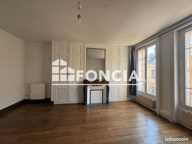 Appartement à louer, 81m², Charleville-Mézières