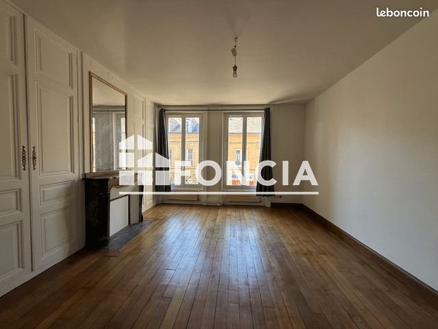 Appartement à louer, 81m², Charleville-Mézières