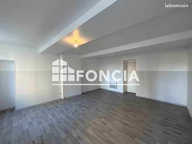 Appartement à louer, 51m², Sedan