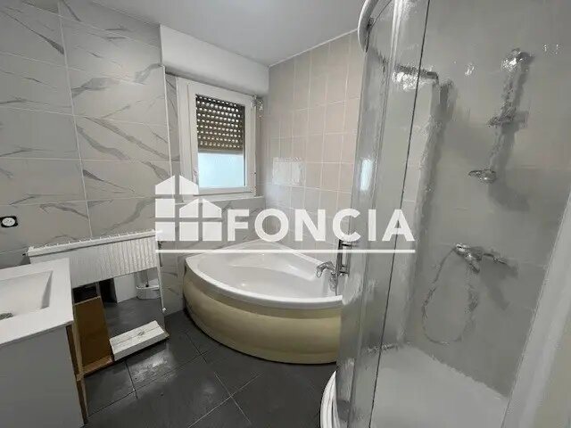 Maison à louer, 121m², Charleville-Mézières