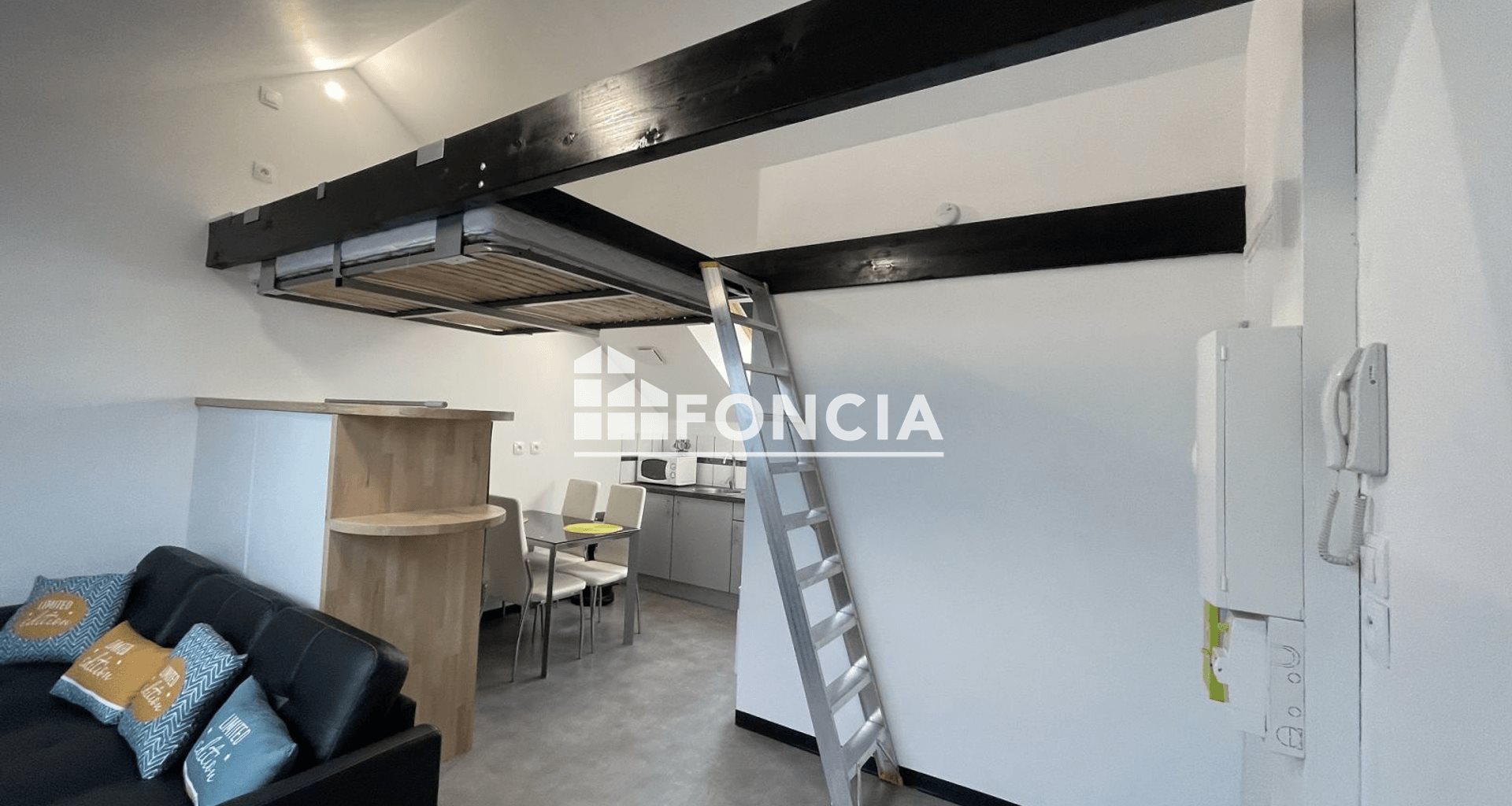 Appartement à louer, 25m², La Francheville