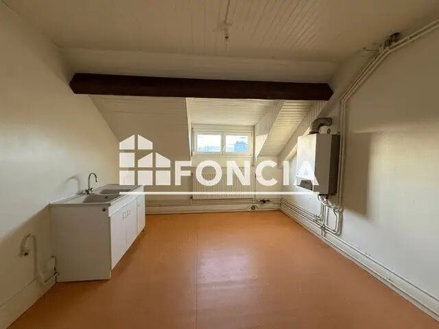 Appartement à louer, 82m², Charleville-Mézières