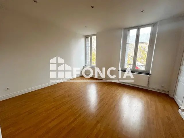 Appartement à louer, 53m², Charleville-Mézières