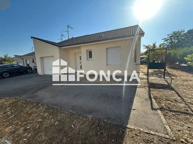 Maison à louer, 82m², Guénange