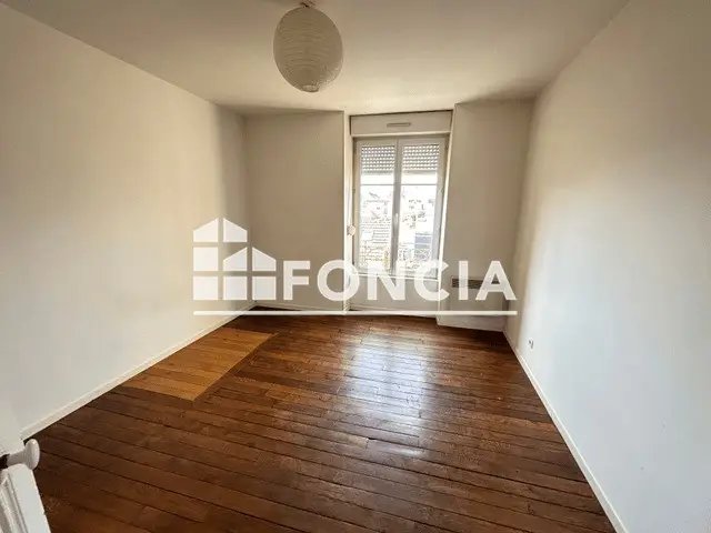 Appartement à louer, 35m², Charleville-Mézières