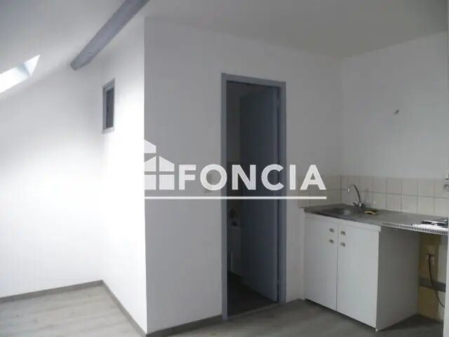 Appartement à louer, 15m², Soissons