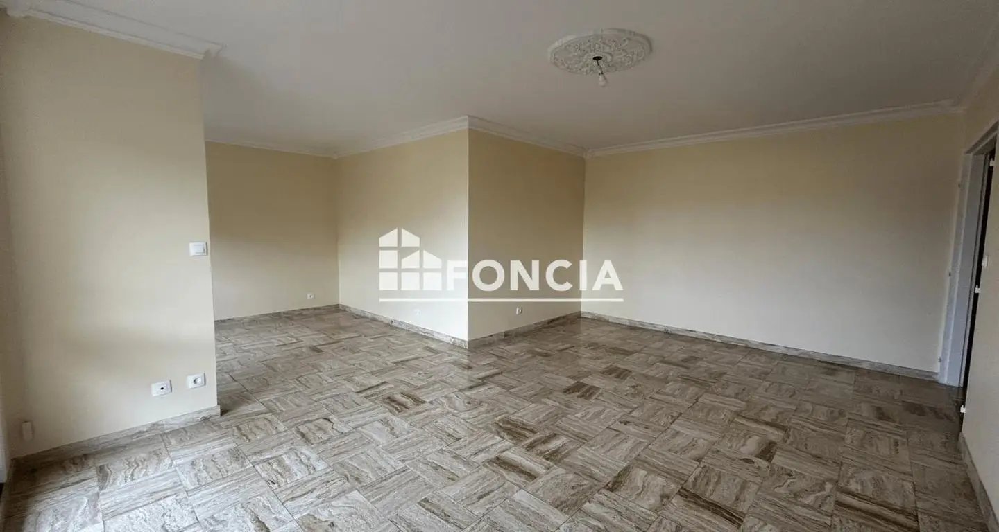 Appartement à louer, 92m², Cormontreuil