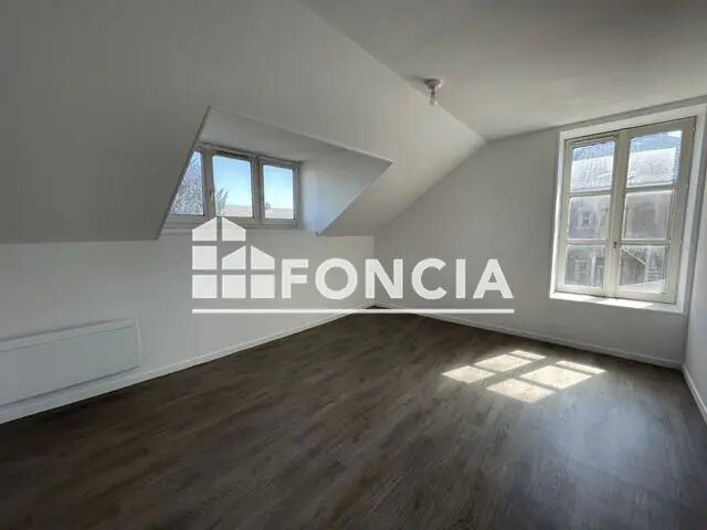 Appartement à louer, 29m², Charleville-Mézières
