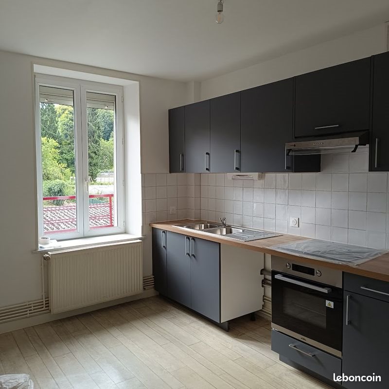 Appartement à louer, 78m², Vrigne aux Bois