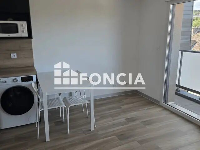 Appartement à louer, 28m², Neufchef