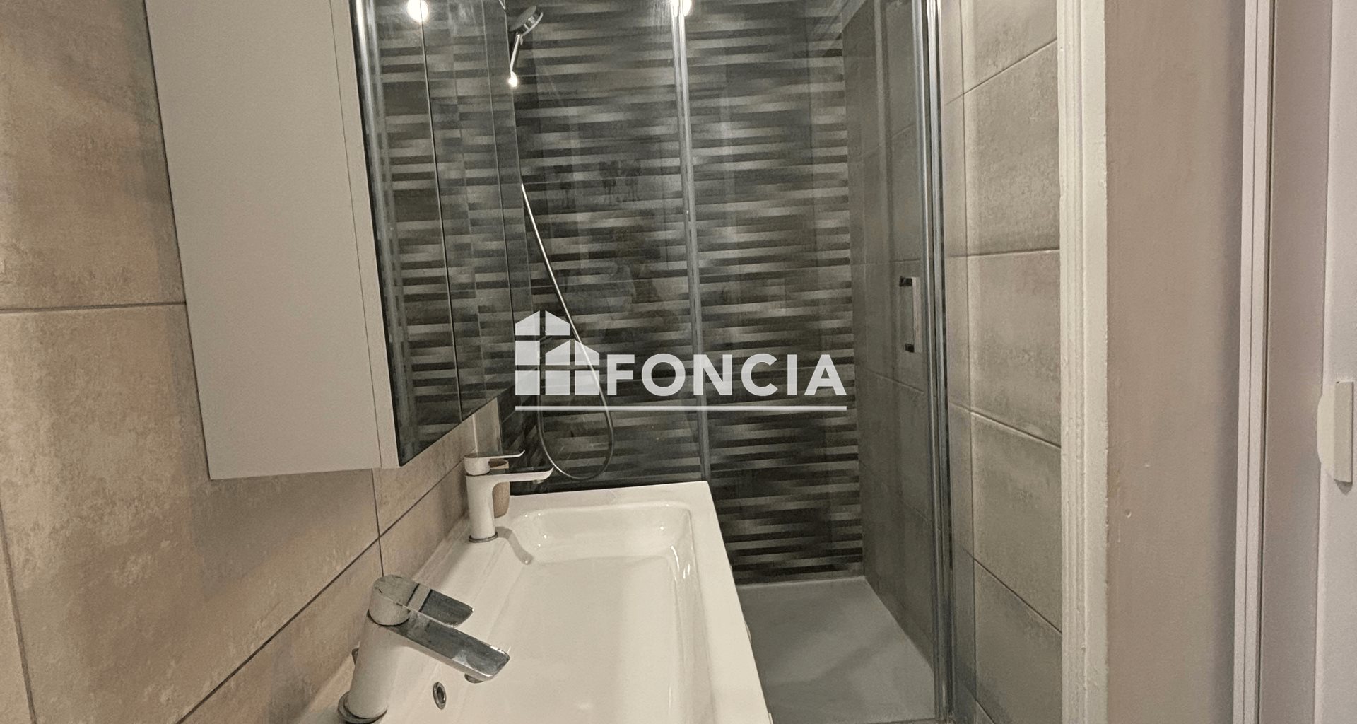Appartement à louer, 45m², Crouy