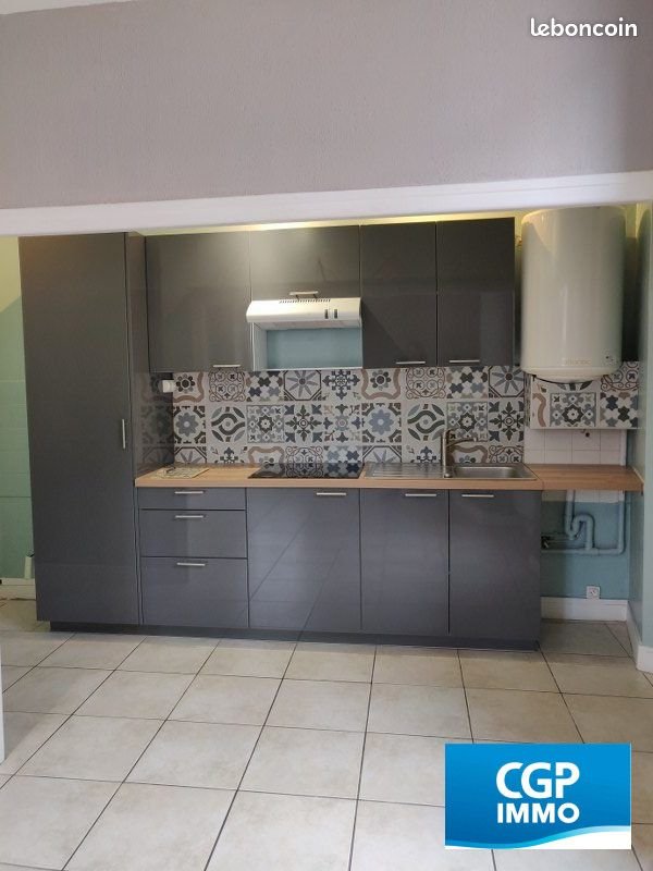 Appartement à louer, 42m², Saint-Céré
