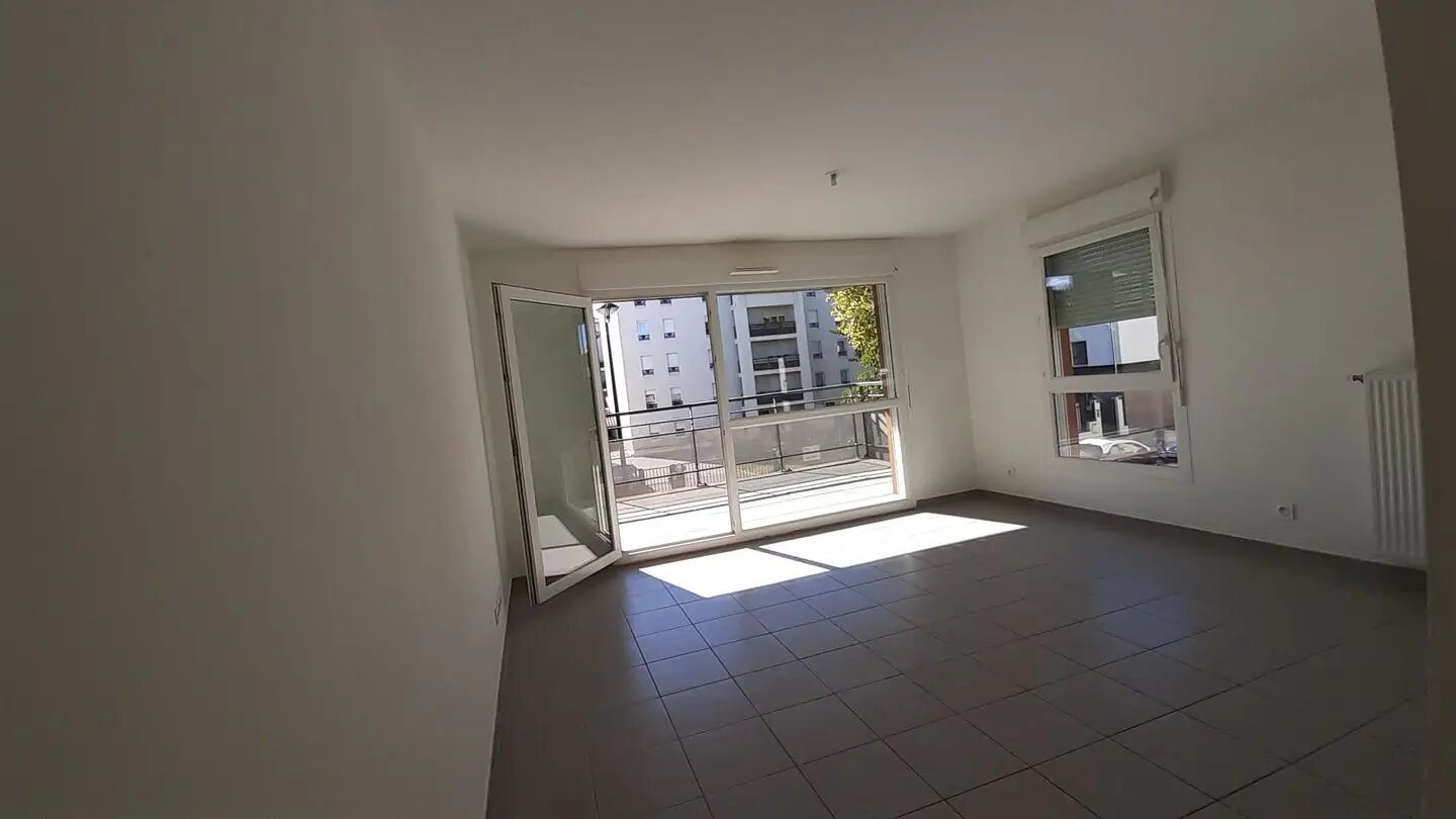 Appartement à louer, 47m², Meyzieu