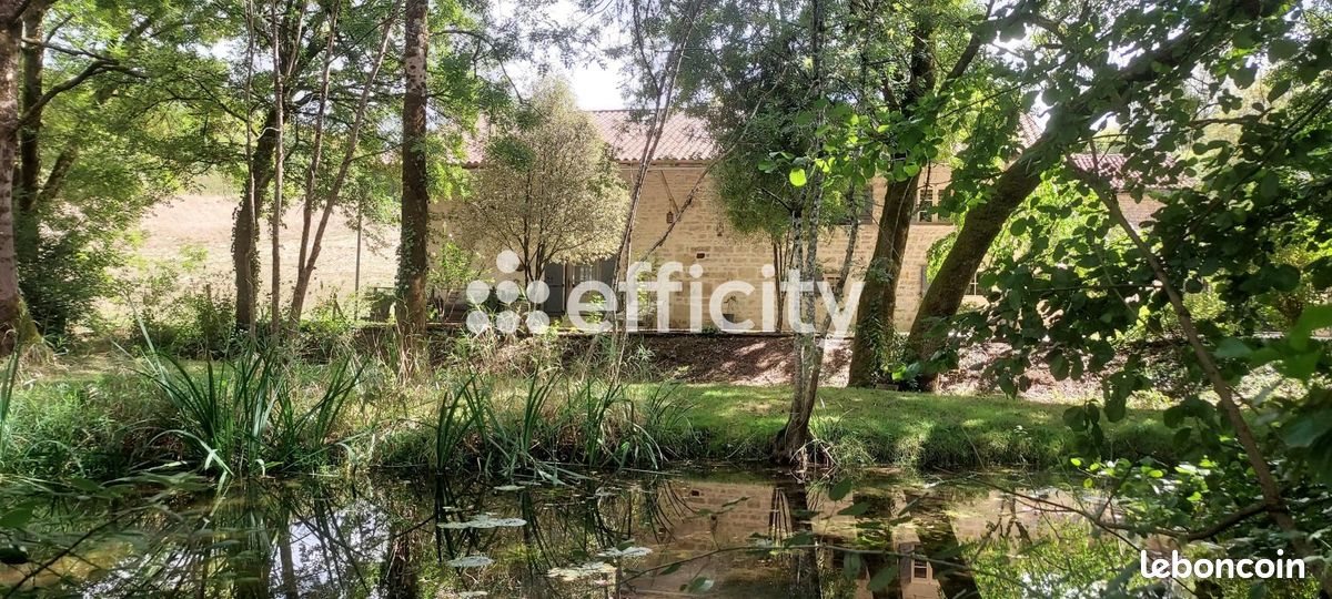 Maison à vendre, 165m², Nanteuil-en-Vallée
