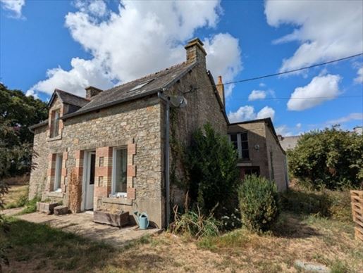 Maison 4 pièces 58 m² · à Forges de Lanouée · 58 m² · 90 525 €