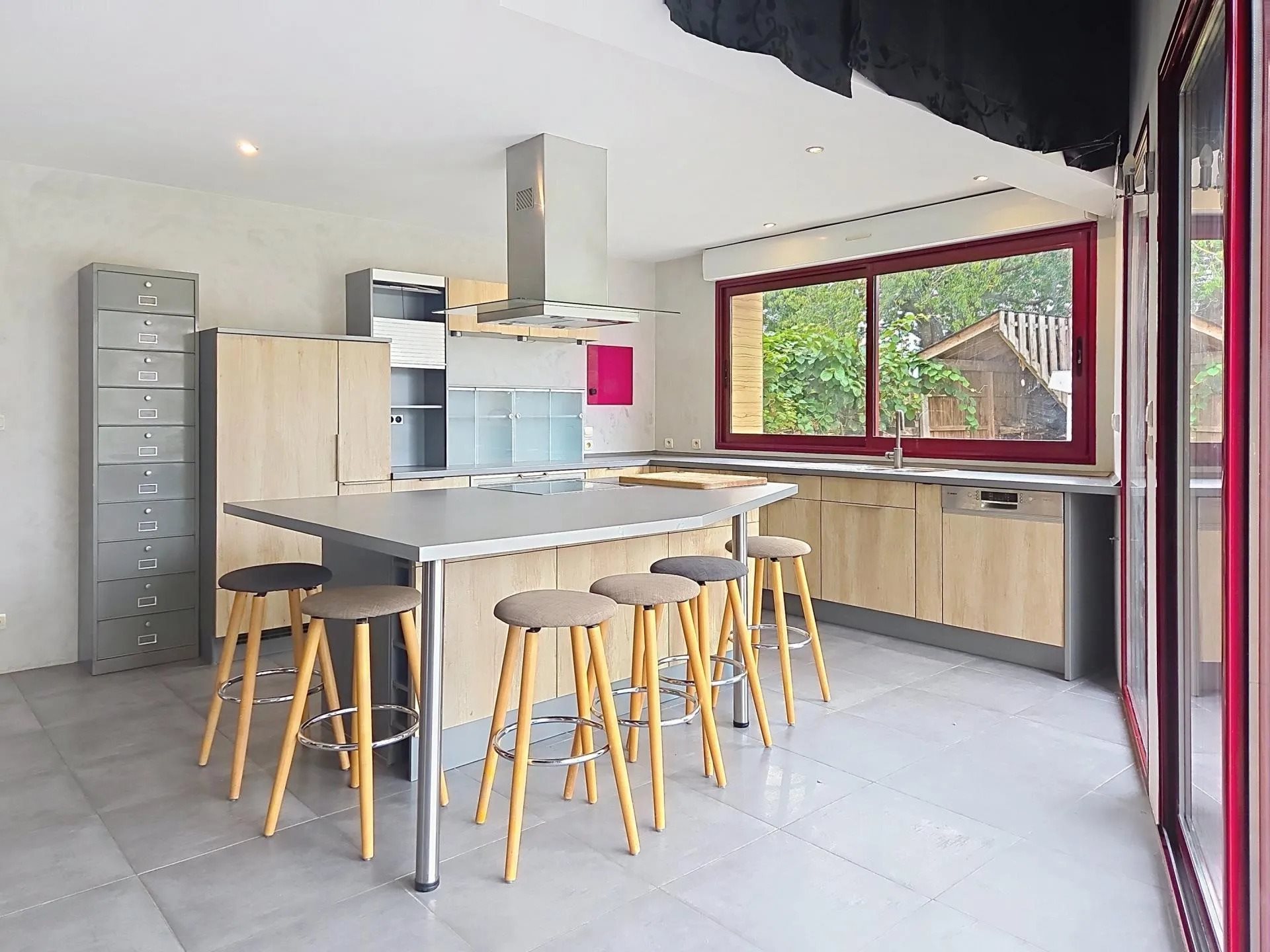 Maison à louer, 138m², Locqueltas