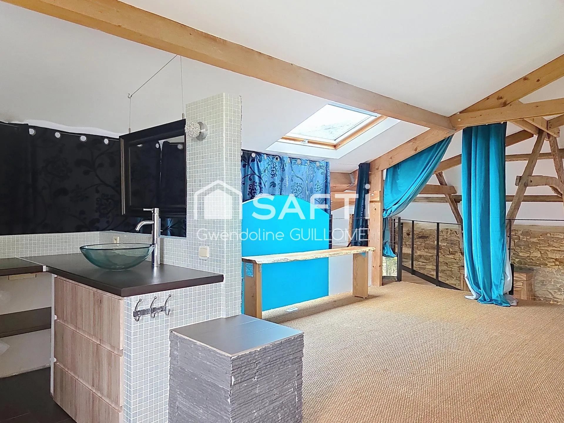 Maison à louer, 138m², Locqueltas