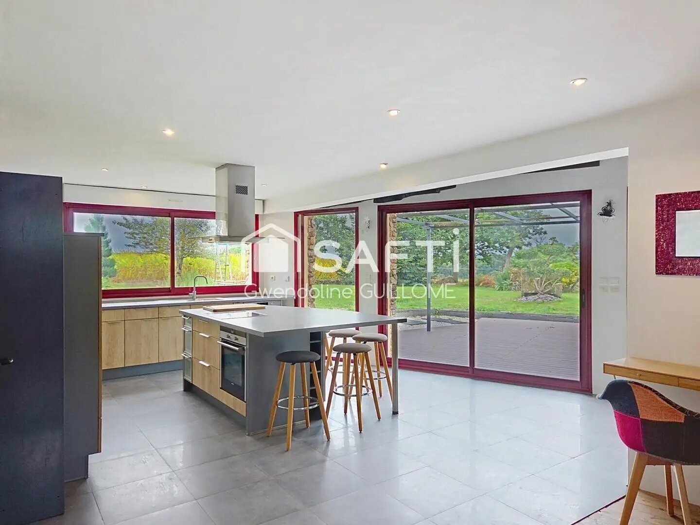 Maison à louer, 138m², Locqueltas