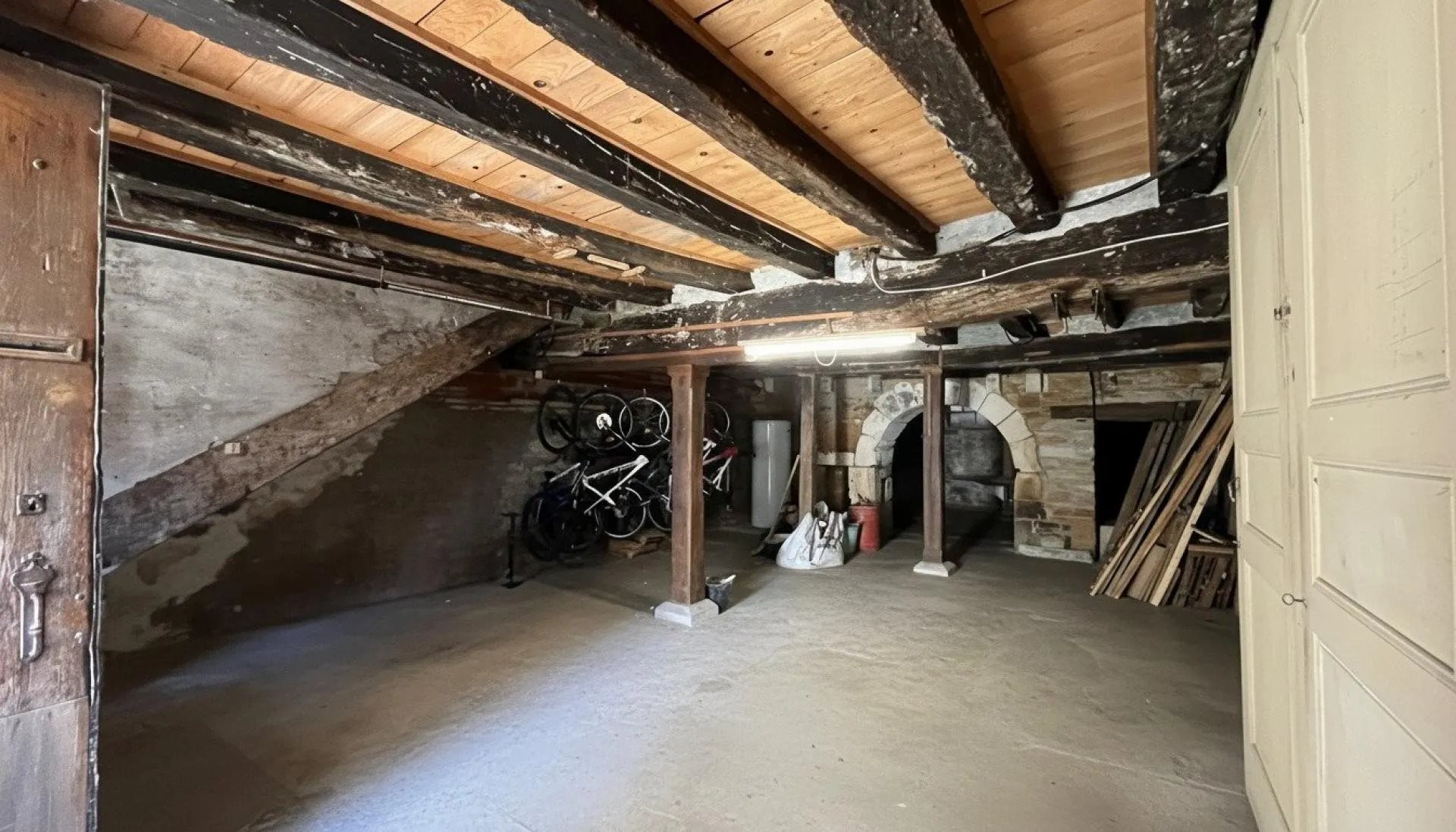 Maison à vendre, 243m², Saint-Gengoux-le-National
