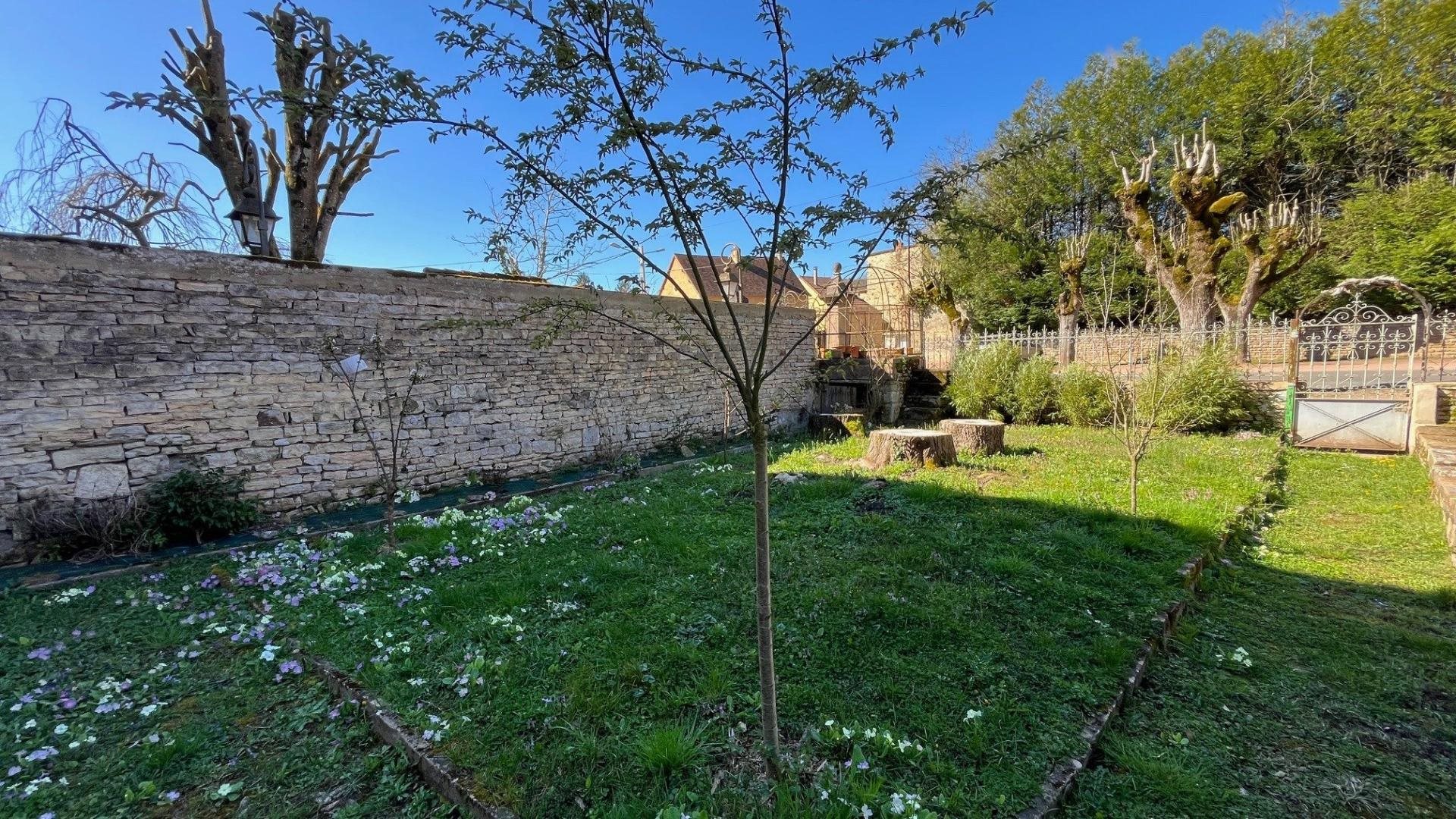 Maison à vendre, 170m², Saint-Gengoux-le-National