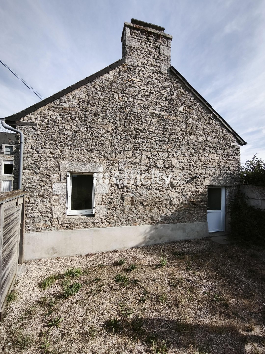 Maison à vendre, 3m², Brusvily