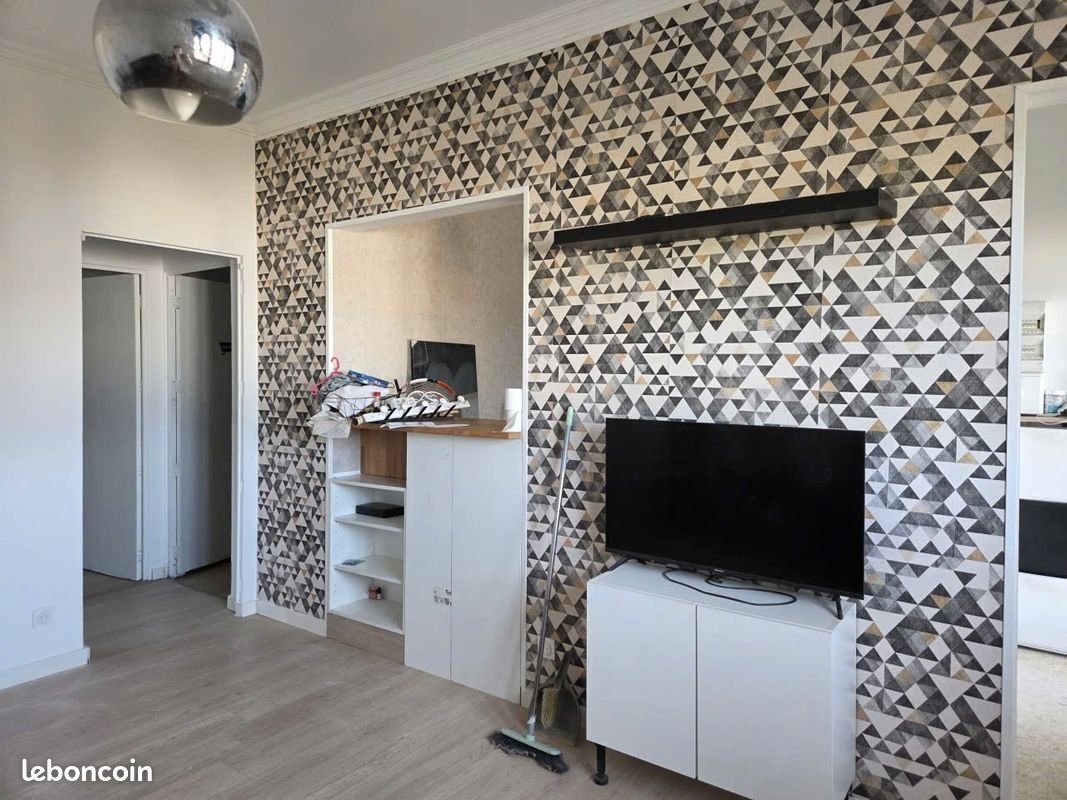 Appartement à louer, 60m², Montussan