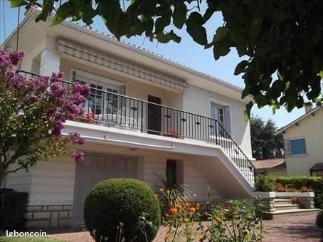 Maison à louer, 135m², Pineuilh