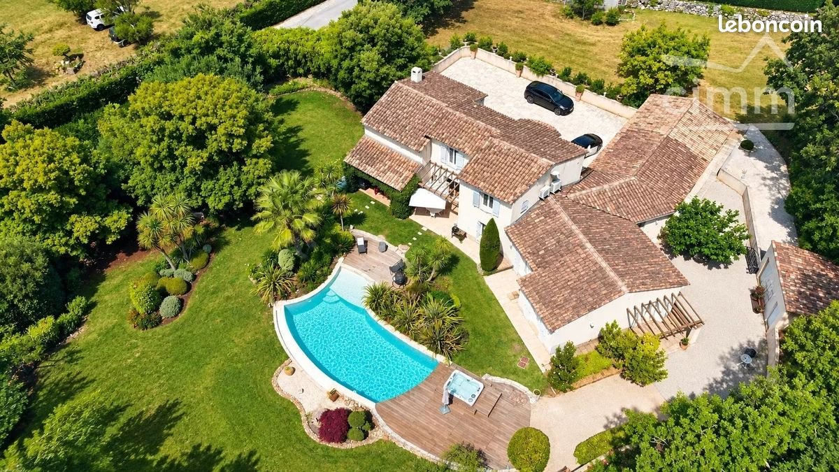 Maison à vendre, 261m², Draguignan