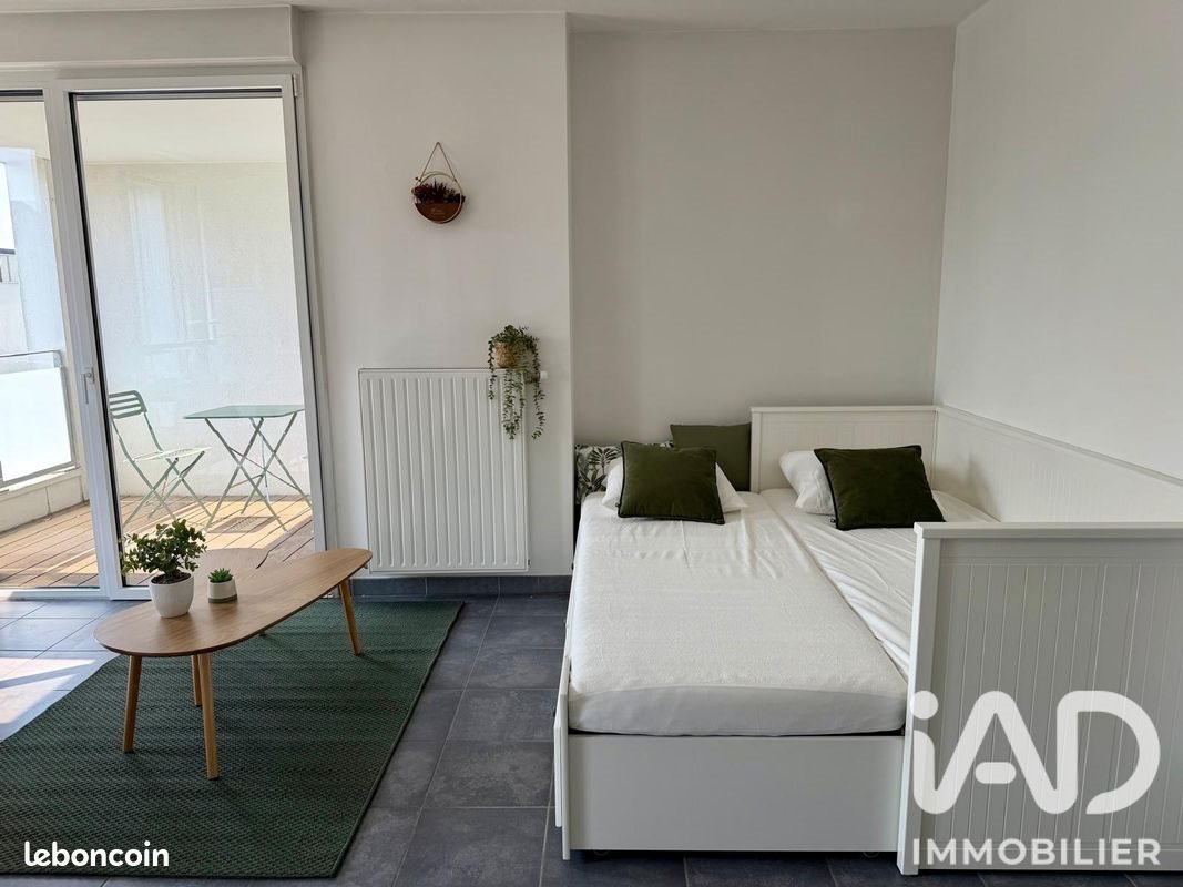 Appartement à louer, 47m², Lyon 8ème