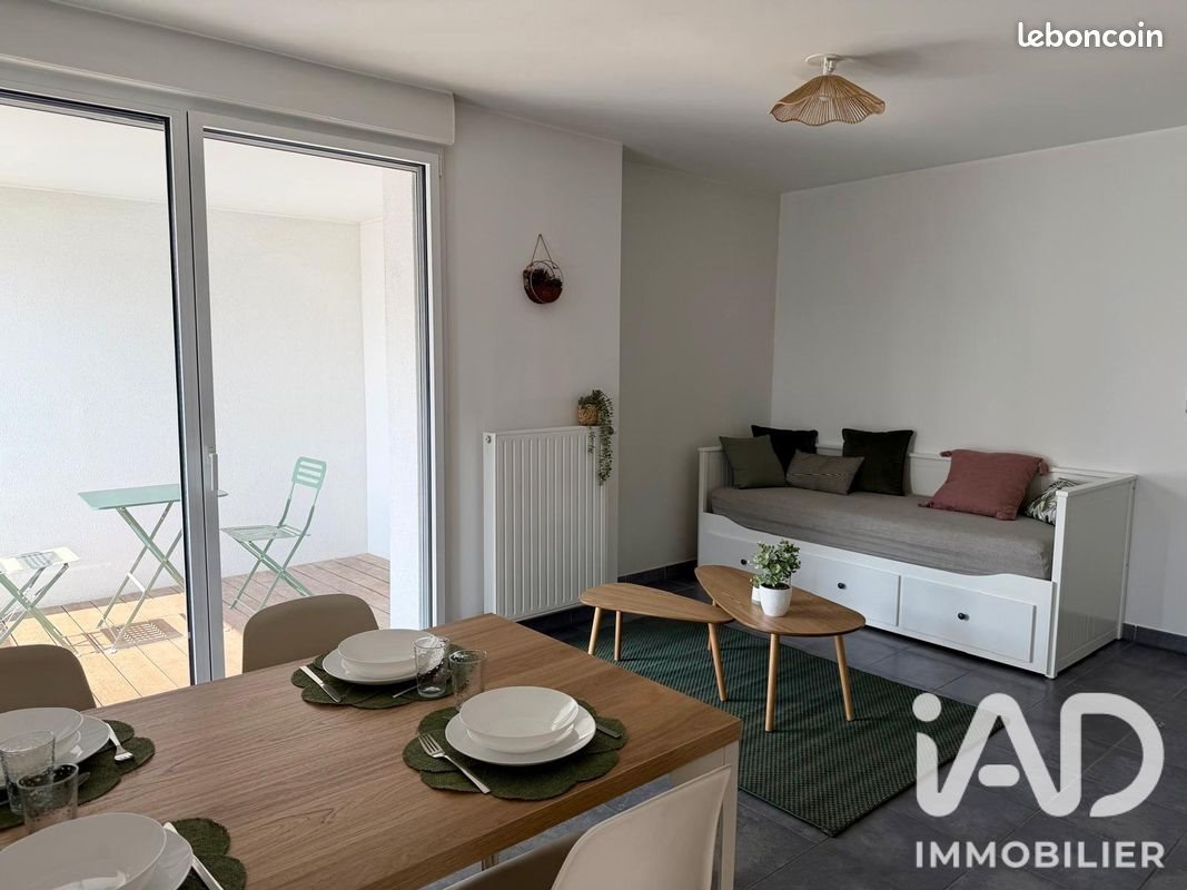 Appartement à louer, 47m², Lyon 8ème