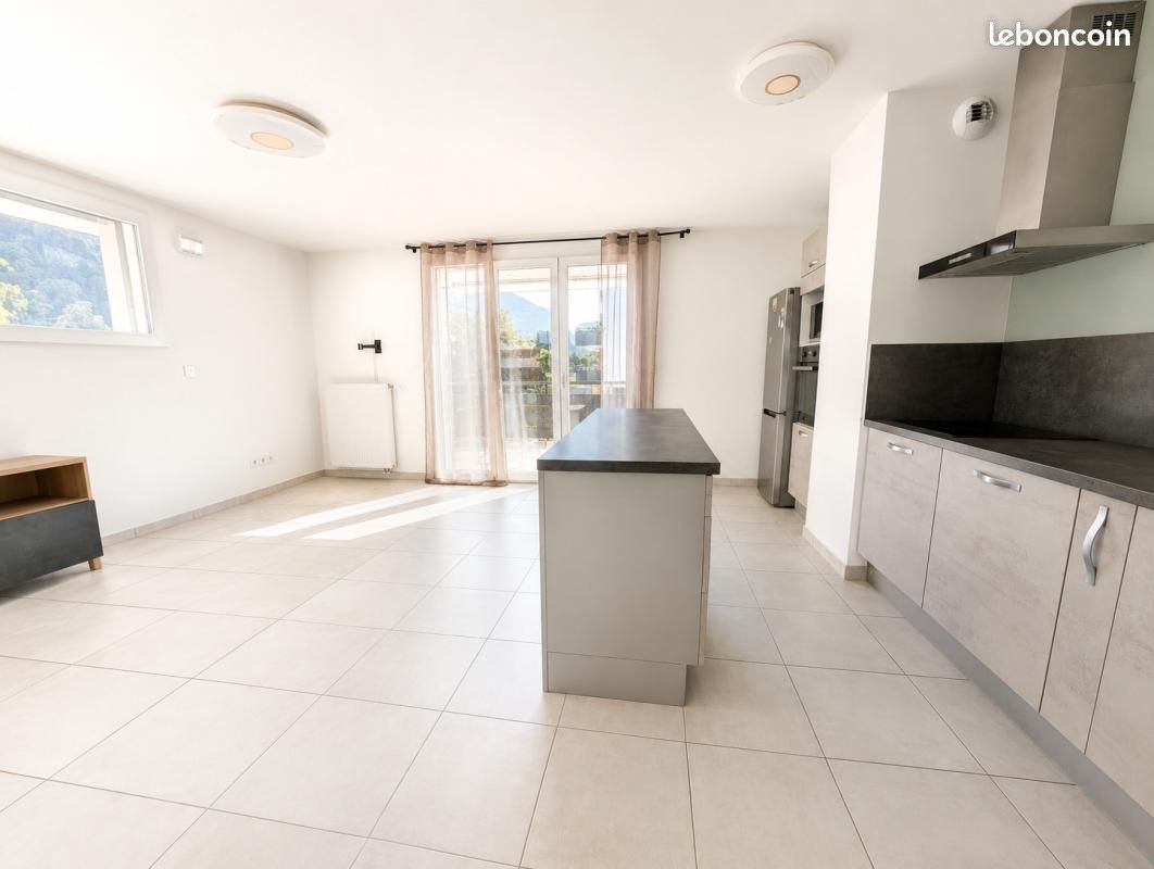 Appartement à louer, 66m², Fontanil-Cornillon